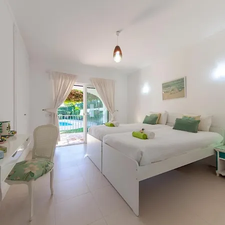 Charming Villa, Close To The Beach, Pool Olhos De Agua Olhos de Agua (Albufeira)